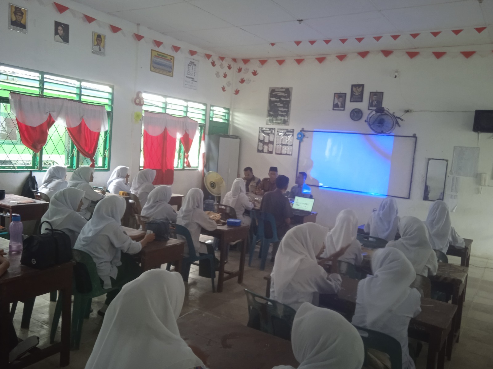 Bawaslu Labura Goes to School di SMKS 1 Al-Washiliyah Marbau