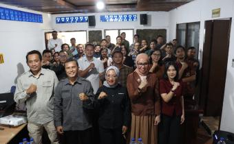 Foto Bersama Kehumasan Bawaslu Se-Sumut