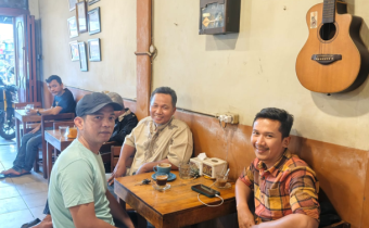 Juskanri saat menyampaikan materi konsolidasi demokrasi terkait penguatan peran masyarakat dalam pengawasan pemilu.
