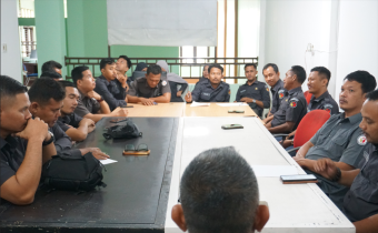 Rapat Tenis Persiapan P2P Tahun 2026 di Aula Kantor Bawaslu Labura 